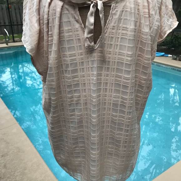 Lauren Conrad top - Picture 2 of 3